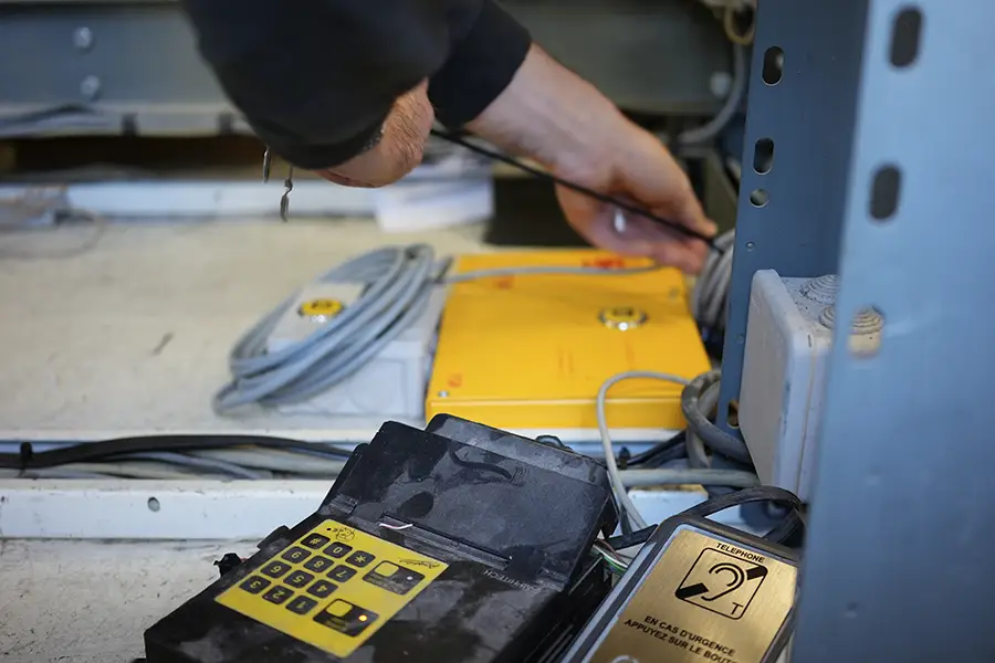 Maintenance des système de téléalarme des ascenseurs