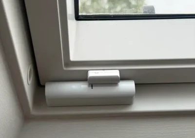 Contacteur de porte ou fenêtre connecté
